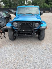 2024 Jeep Wrangler 4-Door Sahara 4x4 - Exterior Front Center Image